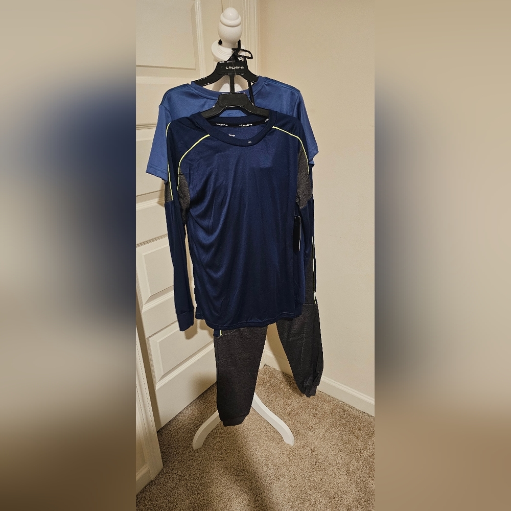 Boys blue (3) piece sweat suit. Large(14/16). Brand(layers). 100% polyester.